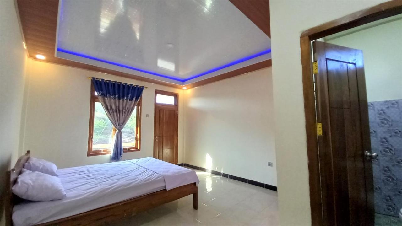 Benedict Guesthouse By Mori Hospitality Labuan Bajo Bagian luar foto